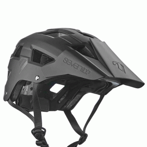 7iDP M5 HELMET - BLACK